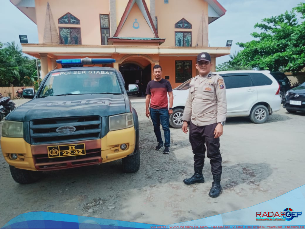 Wujudkan Rasa Aman Beribadah, Polsek Stabat Gelar Pengamanan Ibadah Minggu Gereja